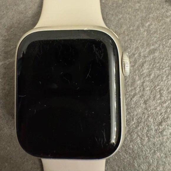 Apple Watch Series 7 41MM Smart Watch GPS/Cellular Aluminum Case Starlight - Picture 4 of 6